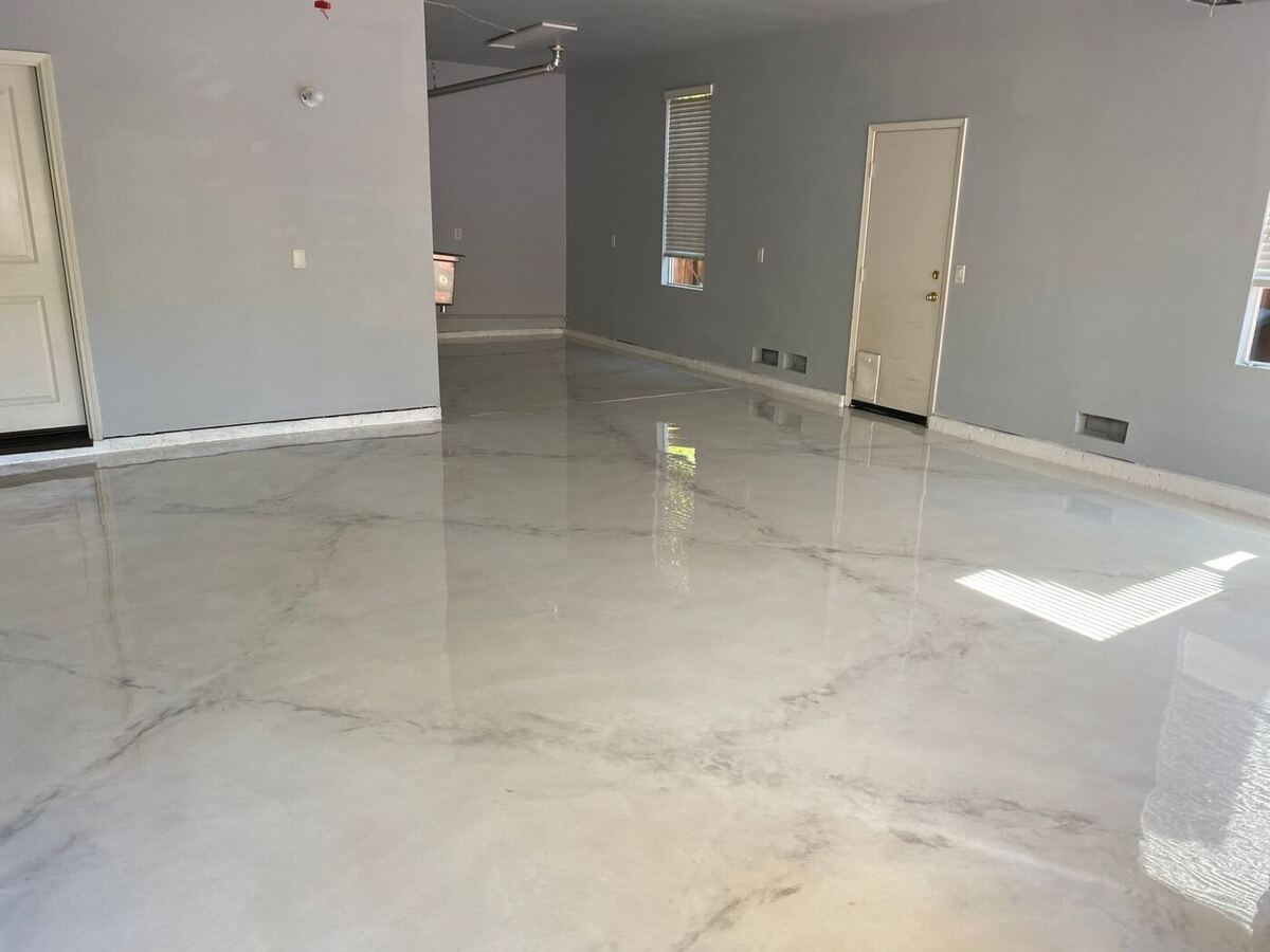 Gloss gray epoxy floor finish